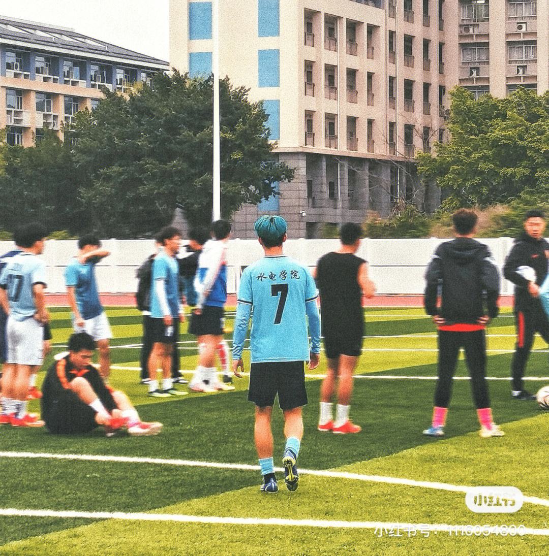 运动员的日常：训练场上的真实写照