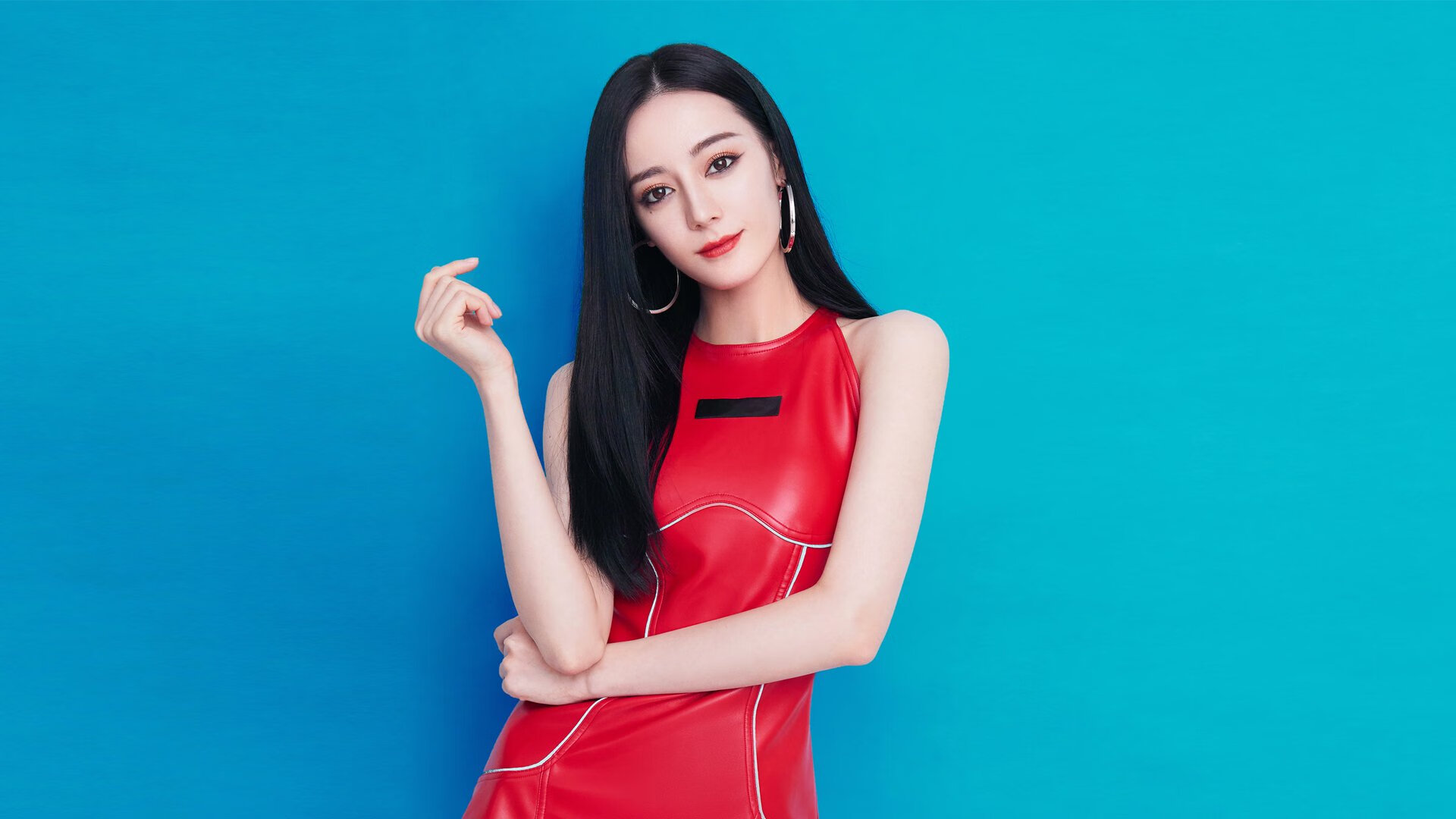 依托“互联网+”推动青少年足球大众化，普及率逐年升高