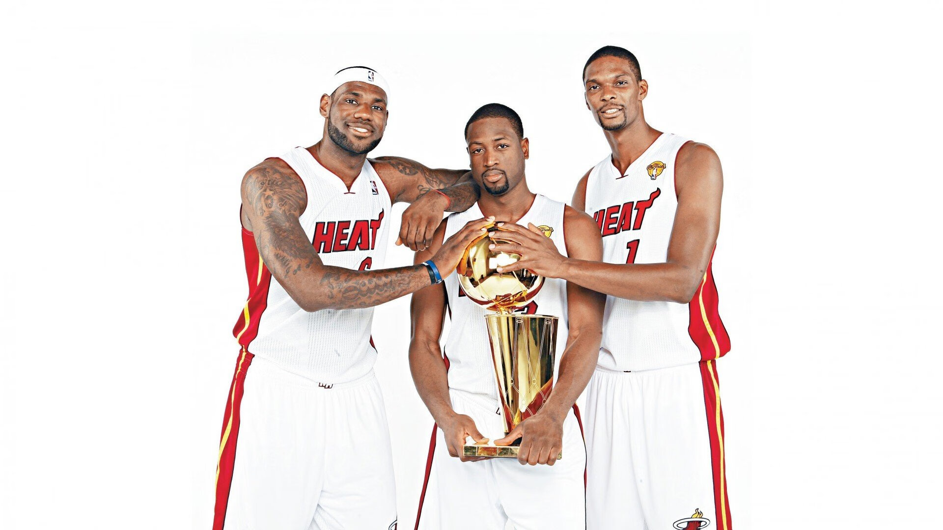 葡萄牙骑手玛丽亚·卡埃塔诺在2024年葡萄牙盛装舞步锦标赛中以“Hit Plus”马匹获得个人赛铜牌，展现坚韧精神。