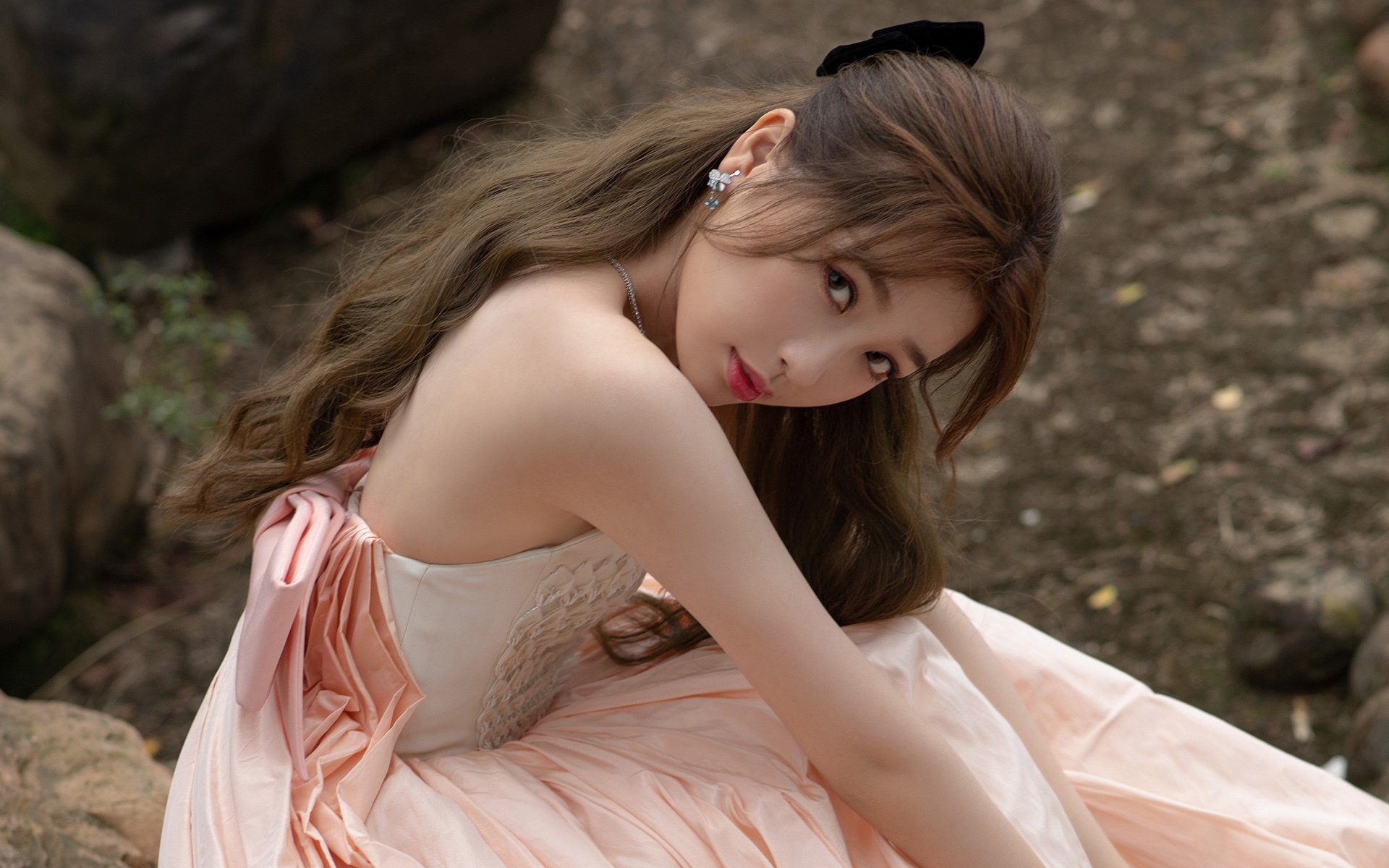 跨界创新：足球与音乐、电影的深度结合，足球经典音乐